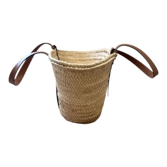 Loewe x Paula’s Ibiza Basket Bag in Palm Leaf with Leather Handles - Picture 4 of 16
